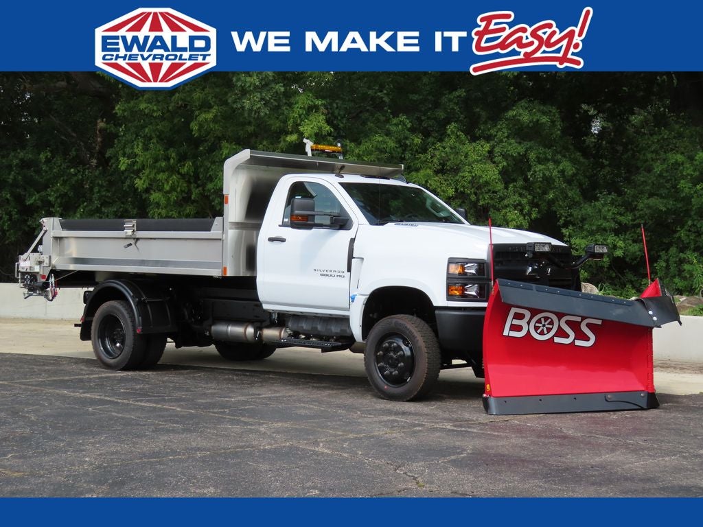 2026 Chevrolet Silverado 6500HD
