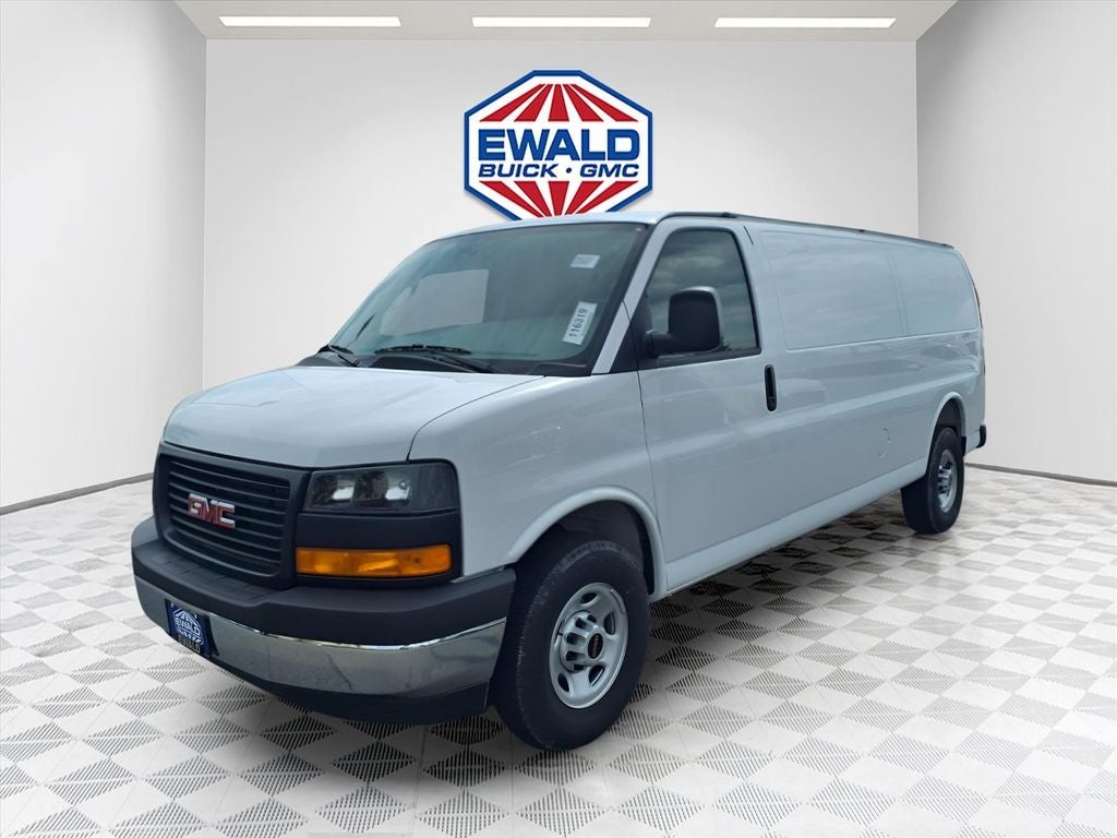 2026 GMC Savana 2500