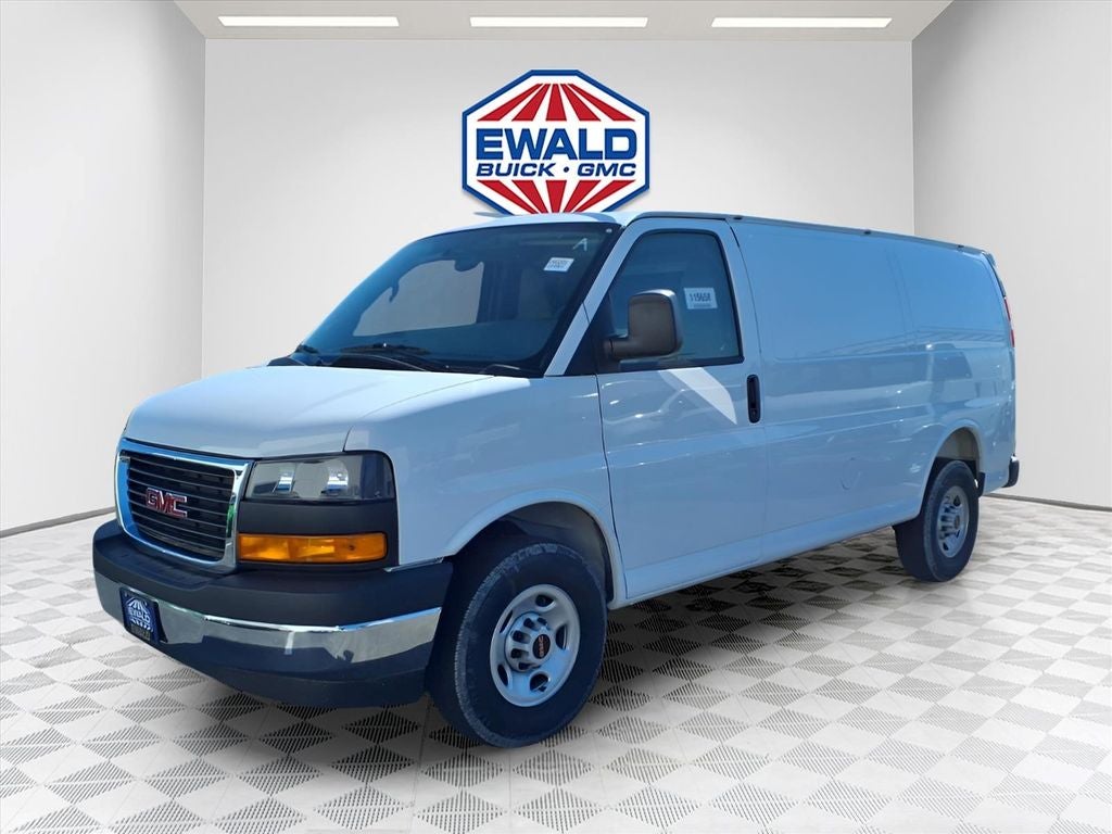 2025 GMC Savana 3500