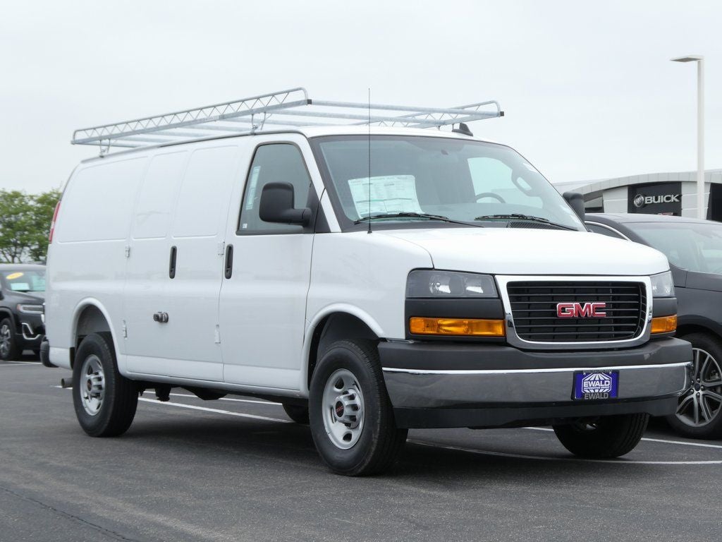 2025 GMC Savana 3500